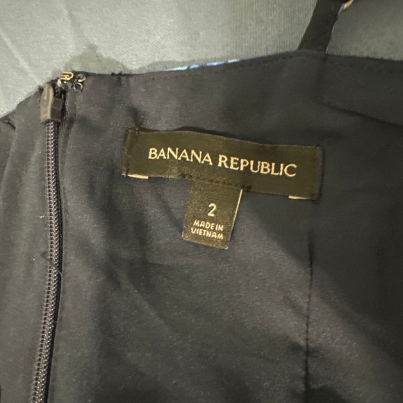 Banana Republic Blue Floral Spaghetti Strap Dress Flare Hem Back Zip 2 Pre-owned - Picture 6 of 11